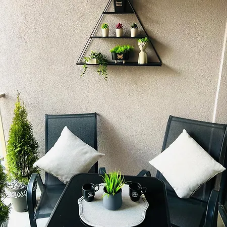 Apartman Elenora Apartment *